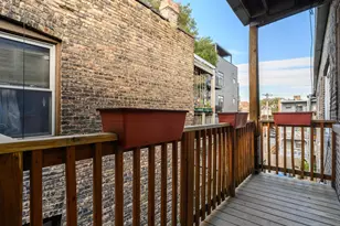 1464 W Argyle St, Chicago, IL 60640 - Photo 17