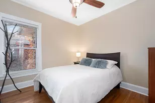 1464 W Argyle St, Chicago, IL 60640 - Photo 15