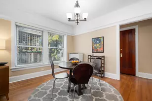 1464 W Argyle St, Chicago, IL 60640 - Photo 9