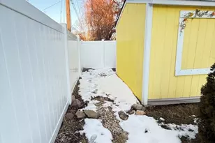 804 Hillside Dr, Streamwood, IL 60107 - Photo 29