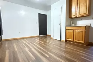 804 Hillside Dr, Streamwood, IL 60107 - Photo 15