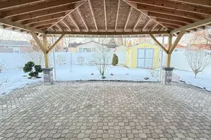 804 Hillside Dr, Streamwood, IL 60107 - Photo 21