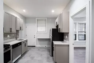 1058 W Glenlake Ave, Chicago, IL 60660 - Photo 5