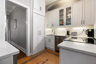 2349 N Cleveland Ave, Chicago, IL 60614 - Photo 15