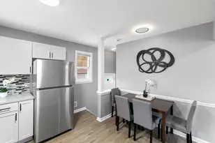 70 N Laverne Ave, Hillside, IL 60162 - Photo 7