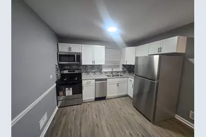 70 N Laverne Avenue, Hillside, IL 60162 - Photo 3