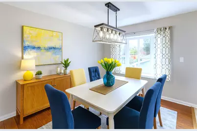 304 Jackson Street, Bartlett, IL 60103 - Photo 7