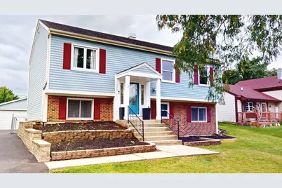 304 Jackson Street, Bartlett, IL 60103 - Photo 1