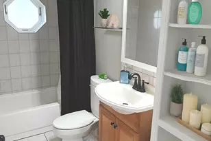 304 Jackson St, Bartlett, IL 60103 - Photo 15