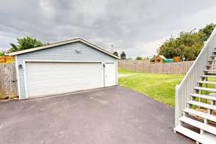 304 Jackson St, Bartlett, IL 60103 - Photo 21