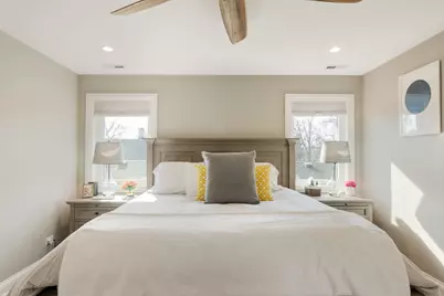 930 N Taylor Avenue, Oak Park, IL 60302 - Photo 21