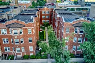 6112 N Winthrop Ave, Chicago, IL 60660 - Photo 1