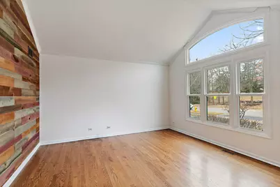 726 Barberry Trail, Fox River Grove, IL 60021 - Photo 9