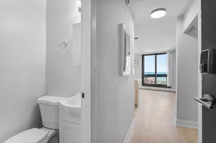 6166 N Sheridan Rd, Chicago, IL 60660 - Photo 11