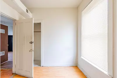 1600 S Saint Louis Avenue, Chicago, IL 60623 - Photo 31