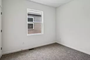 2272 Elderberry Ct, Wonder Lake, IL 60097 - Photo 9