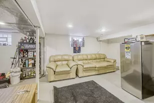 245 Whitehall Ave, Northlake, IL 60164 - Photo 17