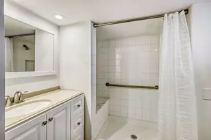 245 Whitehall Ave, Northlake, IL 60164 - Photo 15