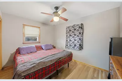 7800 New Castle Avenue, Burbank, IL 60459 - Photo 11