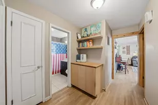 7800 New Castle Ave, Burbank, IL 60459 - Photo 7