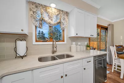 8627 Sunshine Lane, Orland Park, IL 60462 - Photo 7