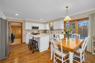 8627 Sunshine Ln, Orland Park, IL 60462 - Photo 3