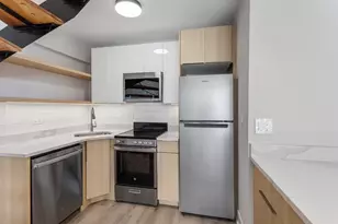 6166 N Sheridan Rd, Chicago, IL 60660 - Photo 3