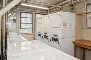 4880 N Marine Dr, Chicago, IL 60640 - Photo 13