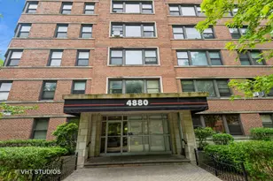 4880 N Marine Dr, Chicago, IL 60640 - Photo 1