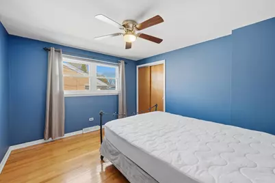 8215 Austin Avenue, Burbank, IL 60459 - Photo 9