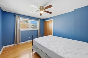 8215 Austin Ave, Burbank, IL 60459 - Photo 9