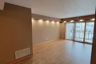 10418 S Keating Ave, Oak Lawn, IL 60453 - Photo 3