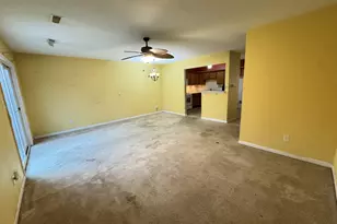 1320 E Arnold St, Sandwich, IL 60548 - Photo 5