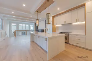 4017 N Albany Ave, Chicago, IL 60618 - Photo 9