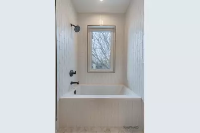 4017 N Albany Avenue, Chicago, IL 60618 - Photo 29