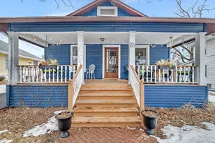 812 Kelly Ave, Joliet, IL 60435 - Photo 1