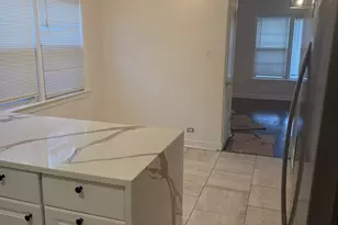 7246 S Wood St, Chicago, IL 60636 - Photo 7