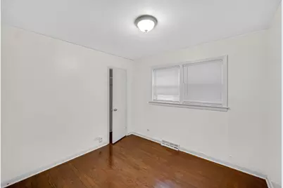 7246 S Wood Street, Chicago, IL 60636 - Photo 13