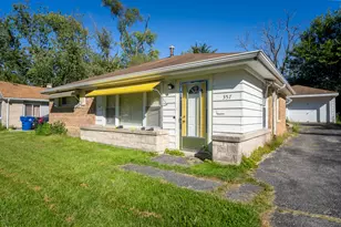 357 Neola St, Park Forest, IL 60466 - Photo 1