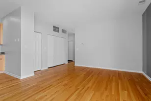 2451 W Howard St, Chicago, IL 60645 - Photo 5