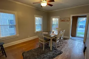 926 N 12th St, Dekalb, IL 60115 - Photo 3