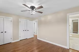 7314 Summit Rd, Darien, IL 60561 - Photo 13