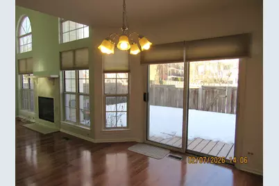 718 Sturnbridge Lane #0, Schaumburg, IL 60173 - Photo 7