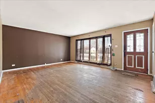 22720 Ridgeway Ave, Richton Park, IL 60471 - Photo 3