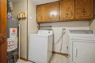 15725 Foxbend Ct, Orland Park, IL 60462 - Photo 11