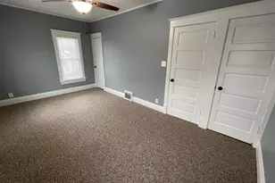 419 1/2 N 6th St, Dekalb, IL 60115 - Photo 17