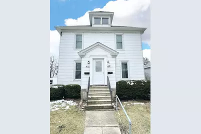 419 1/2 N 6th Street #UPPER, Dekalb, IL 60115 - Photo 1