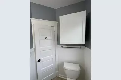 419 1/2 N 6th Street #UPPER, Dekalb, IL 60115 - Photo 9