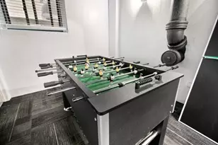 5858 N Sheridan Rd, Chicago, IL 60660 - Photo 13