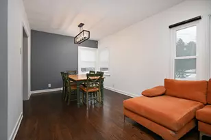 360 Erie Cir, Bloomingdale, IL 60108 - Photo 5